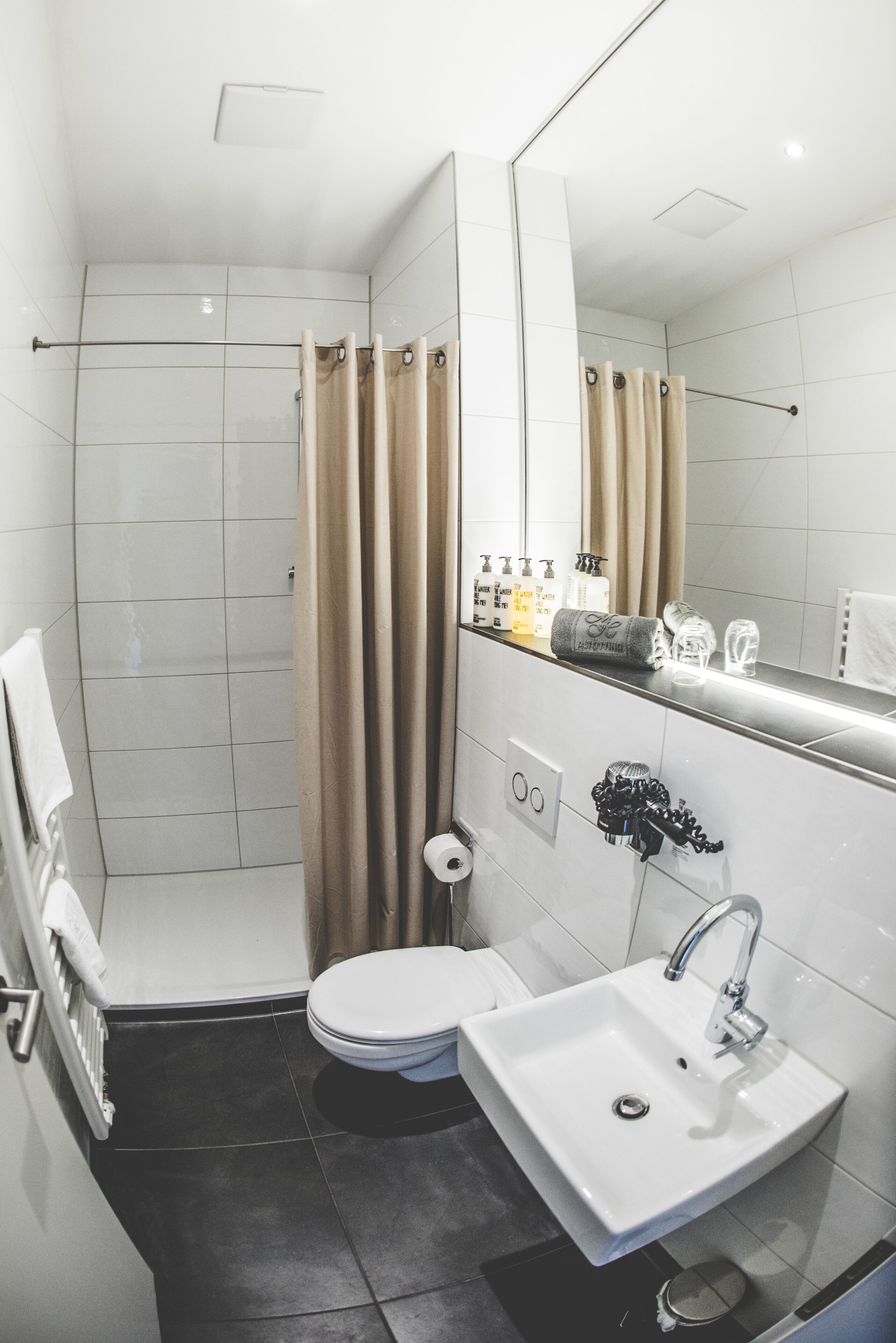 basic double room | bathroom | deep-soaking bathtub, hair dryer, bathrobes, towels