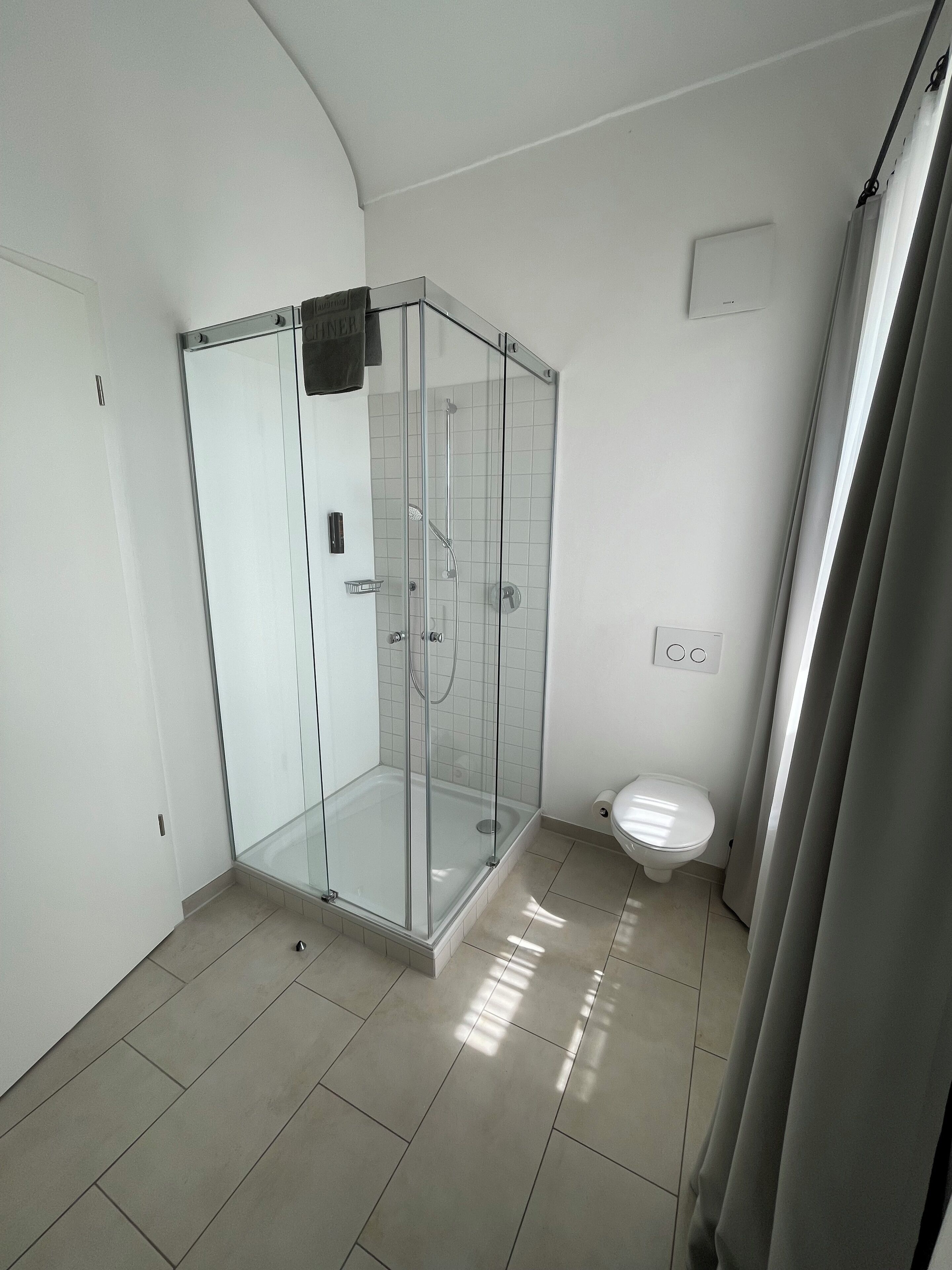 business single room | 1 bedroom, premium bedding, down duvets, in-room safe