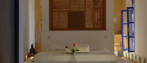 Dobbeltrom, 1 queensize-seng, ikke-røyk, bakgårdsutsikt | Wi-fi (inkludert)