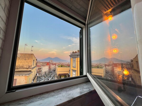 Ático panorámico, vistas a la montaña, planta ejecutiva | Vistas desde la habitación