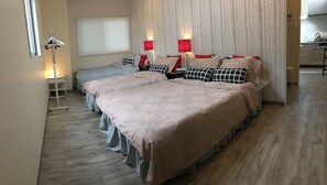 家庭公寓, 多张床, 无烟房 | 客房内保险箱、遮光窗帘、熨斗/熨衣板、折叠床/加床（额外收费）