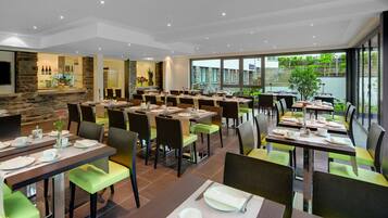 Free daily self-service breakfast