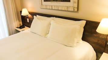 Premium-Doppelzimmer, 1 Schlafzimmer, Balkon (Master) | Minibar, Zimmersafe, Schreibtisch, Verdunkelungsvorhänge