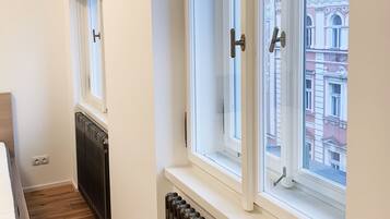 舒适公寓, 1 张特大床和 1 张沙发床, 无烟房, 城市景观 | 熨斗/熨衣板、免费 WiFi、床单