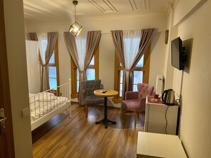 Habitación doble | Ropa de cama de alta calidad y edredón