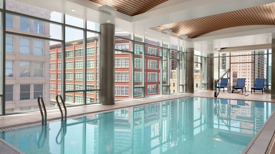 Homewood Suites by Hilton Chicago Downtown South Loop