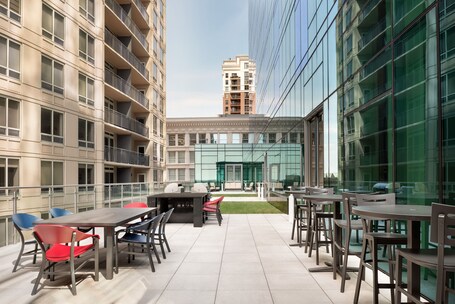 Homewood Suites by Hilton Chicago Downtown South Loop - Image 2