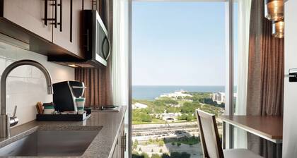 Homewood Suites by Hilton Chicago Downtown South Loop