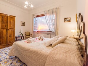 Minibar, desk, soundproofing, rollaway beds - Villa Cristina (Anacapri)