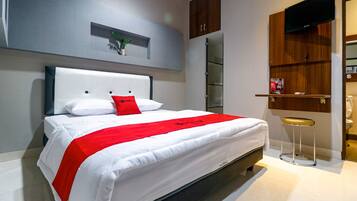 Kamar Double | Meja kerja, Wi-Fi gratis, dan seprai linen