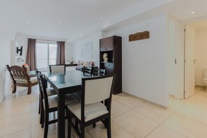 Familie appartement | Woonruimte | Een flatscreentelevisie, Netflix, vloerverwarming en streamingdiensten