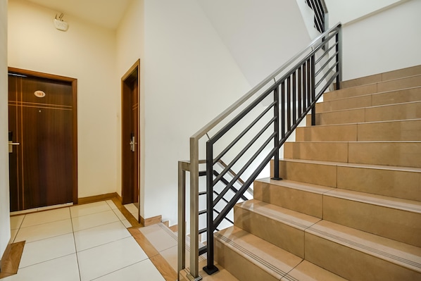 Interior - RedDoorz Plus @ Karebosi Area 2 (Makassar)