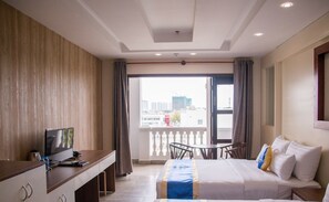 View from room - C'Lavie Hotel - Saigon Airport Hotel (Ho Chi Minh City)
