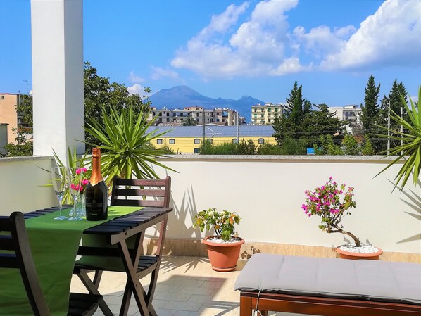 Panoramic Double or Twin Room, Mountain View (Vesuvio) | Terrace/patio