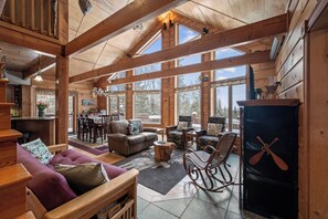 TV, fireplace, stereo