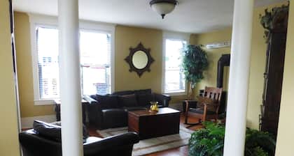 Luxury Vacation Condo in the Heart of Friday Harbor