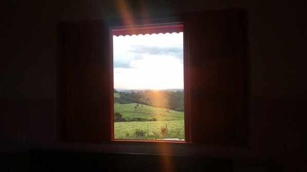 Interior - Three star chalet🌞🌖🌗 (Perfil aberto, aparecer nos sites de busca)