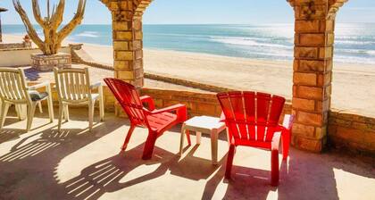 Promo - Awesome -Beach Front Villa on Sandy Beach - Hi Speed Wi-Fi
