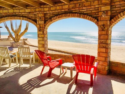 Promo - Awesome  -Beach Front Villa on Sandy Beach  - Hi Speed Wi-Fi