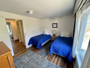 2 Schlafzimmer, Bügeleisen/Bügelbrett, kostenloses WLAN, Bettwäsche