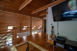 Interior - Peaceful woodsy retreat with stream and hiking on property / near Bethel Woods (Narrowsburg)