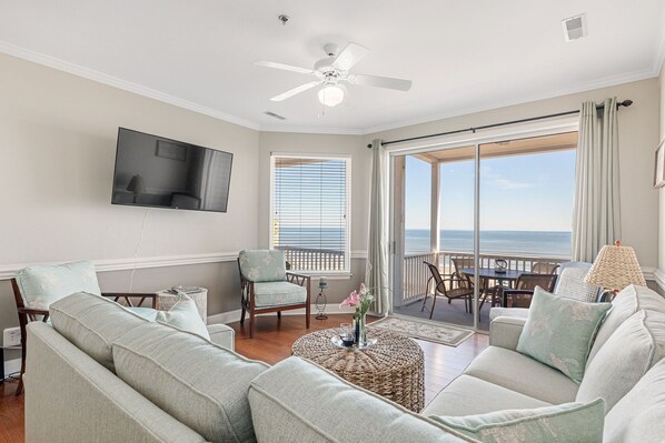 TV - Seacoast 7- Top Floor Villa - Unobstructed Ocean Views - Elevator (Folly Beach)