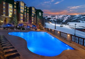 Udendørs pool, opvarmet pool