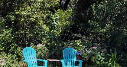Suz'EnSuite Gemütliche Kochnische in der Nähe Pool Privater Garten Entfliehen Sie dem Alltag!