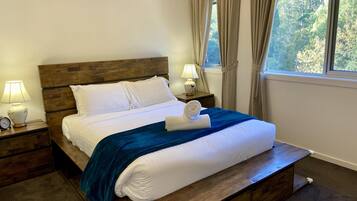 2 chambres, fer et planche Ă repasser, Wi-Fi gratuit, draps fournis