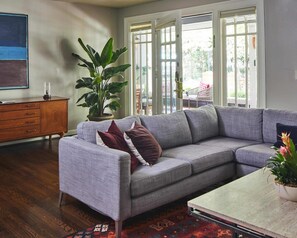 TV, peis, videospill og DVD-spiller