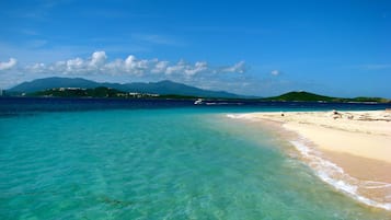 Sillas reclinables de playa, toallas de playa