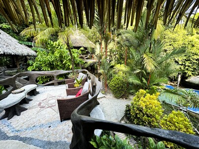 Jungle Villa w/ Luxurious NEW Pool ~ Walk to Surf, Beaches & Waterfall