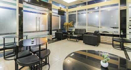 RedDoorz near Taman Samarendah