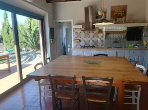 Dining - Self catering Cal Sisco for 15 people (Vilamaniscle)