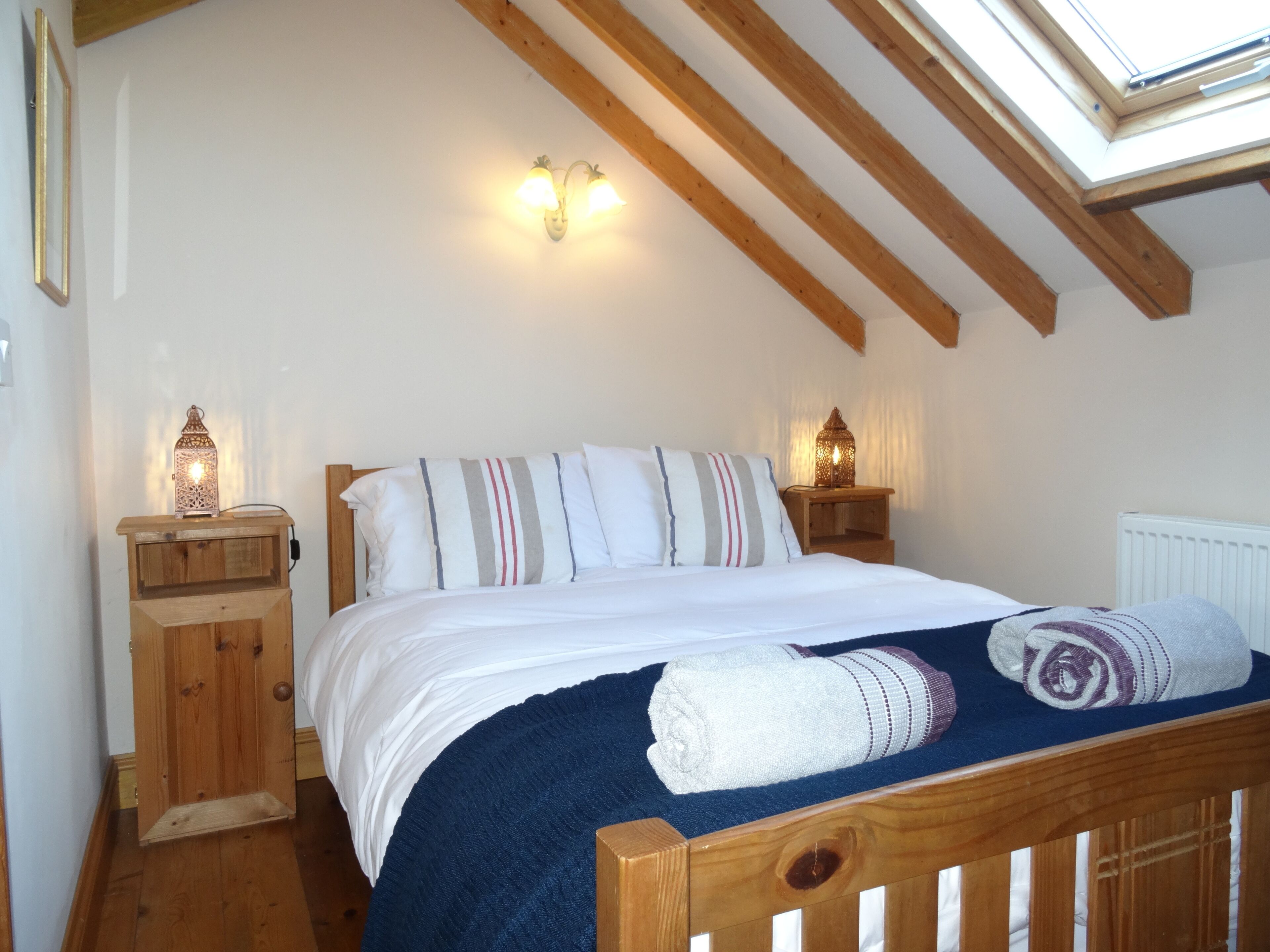 2 bedrooms, iron/ironing board, travel cot, free WiFi