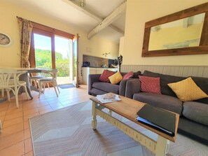 Chimenea y tenis de mesa