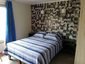 Estudio junior | Colchones con acolchado adicional, minibar, mobiliario individual