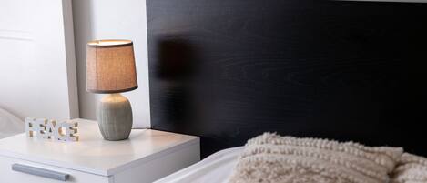 4 sovrum, skrivbord, strykjärn/strykbräda och gratis wi-fi