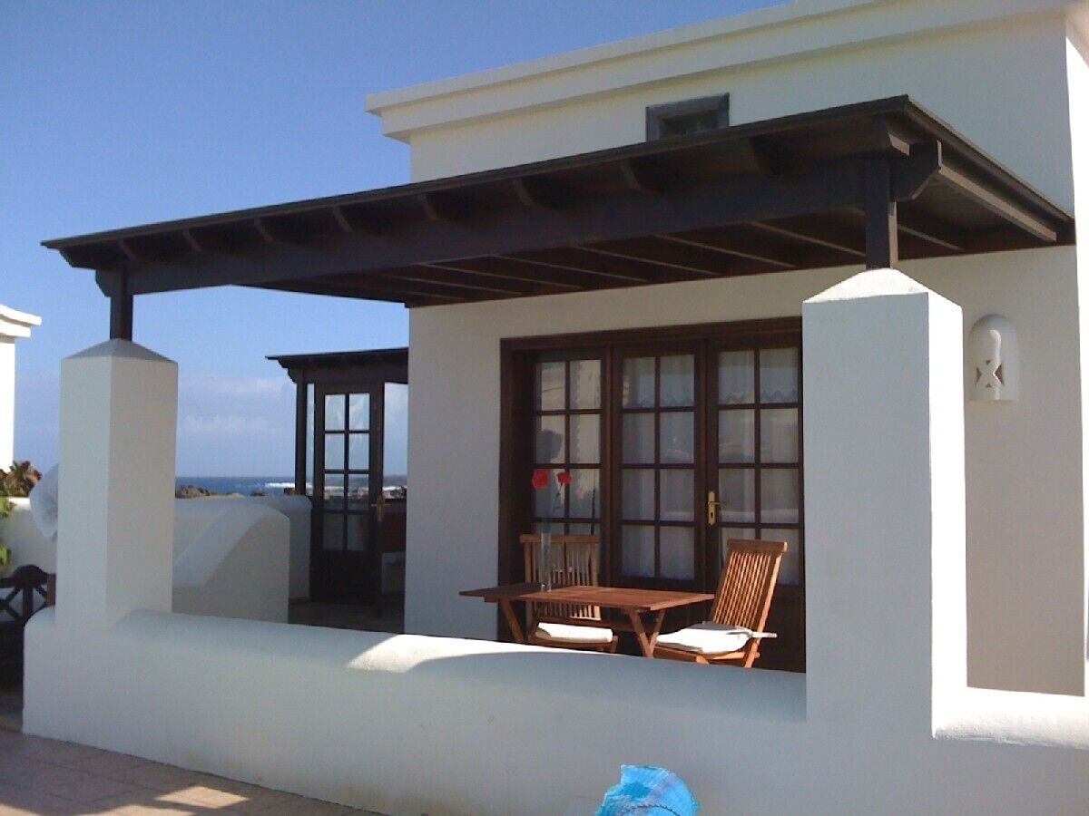 Detached Luxury villa, private heated pool, stunning sea views in Faro