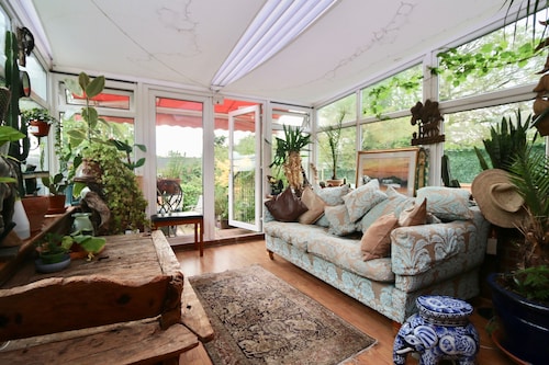 Unique 18th Century village cottage near Loch Lomond and Trossachs/ shop and pub