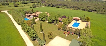 Exclusive 14 Bedrooms Villa in Spain|2 Large Pools|Near Beaches