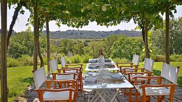 Ristorazione all'aperto