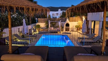 Ulkouima-allas, lämmitetty uima-allas