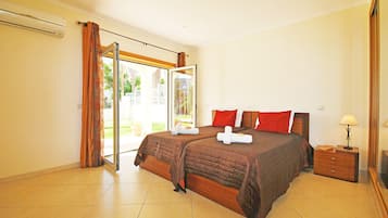 7 Schlafzimmer, Zimmersafe, Bügeleisen/Bügelbrett, kostenloses WLAN