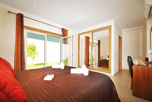 7 bedrooms, in-room safe, iron/ironing board, free WiFi