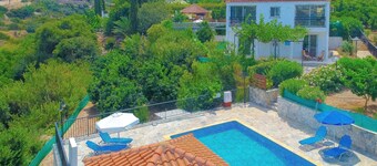 Villa Aphrodite Latchi: Private pool, Sea views, A/C, WiFi