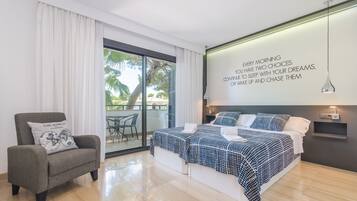 6 slaapkamers, een strijkplank/strijkijzer, gratis wifi, beddengoed