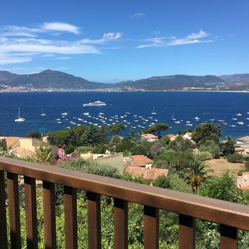 Villa à Porticcio avec piscine et vue exceptionnelle sur le golfe