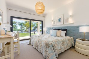 4 Schlafzimmer, Zimmersafe, Bügeleisen/Bügelbrett, kostenloses WLAN