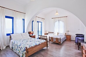 3 chambres, fer et planche à repasser, Wi-Fi gratuit, draps fournis